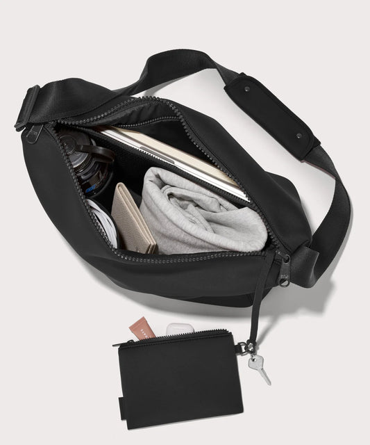 Enzo Messenger Bag in Onyx